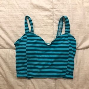 NEW Kortni Jeane Top